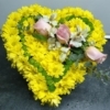 Corazón Funerario Amarillo